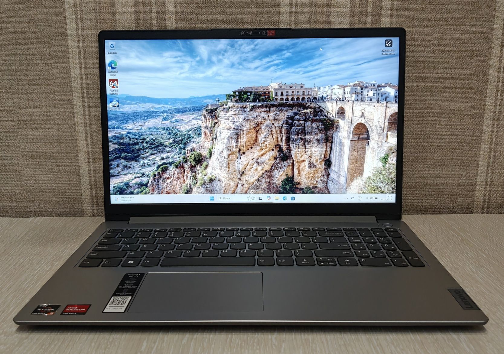 Lenovo IdeaPad 15,6" FHD, Ryzen 5 5500U 6 ядер, 16GB DDR4, 512Gb SSD