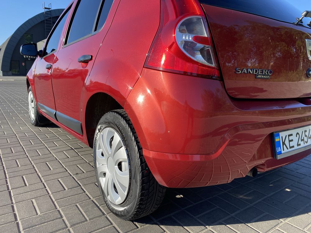 Dacia Sandero 2009 1.2 16V