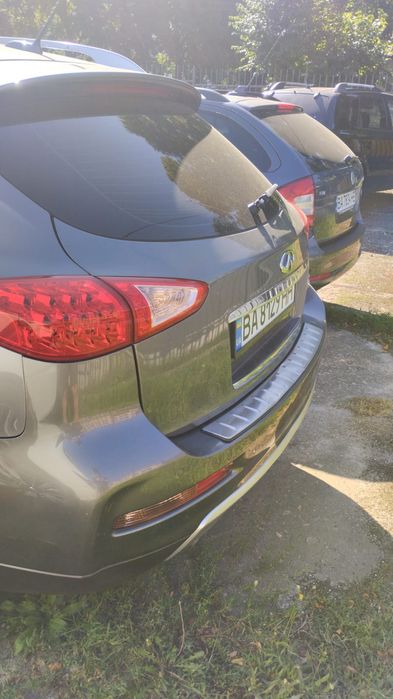 Продам Infiniti QX50