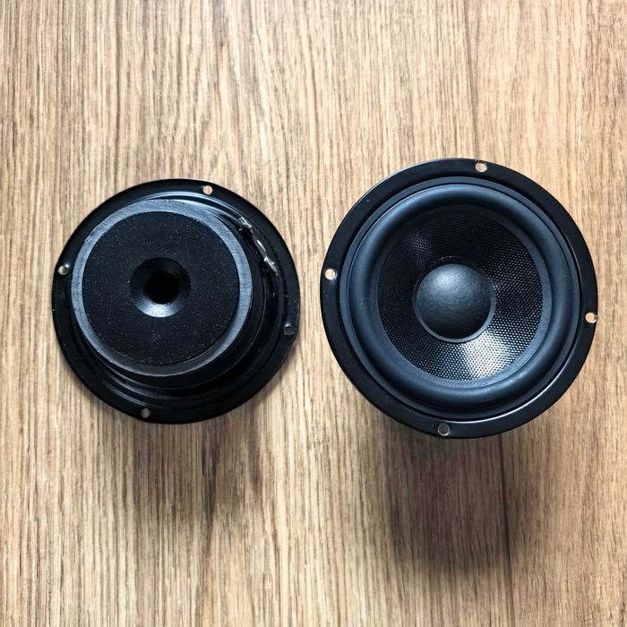 zestaw dwóch głośników STX M.STX.4.1.100.8.F.S.MC 100W 8ohm 10cm