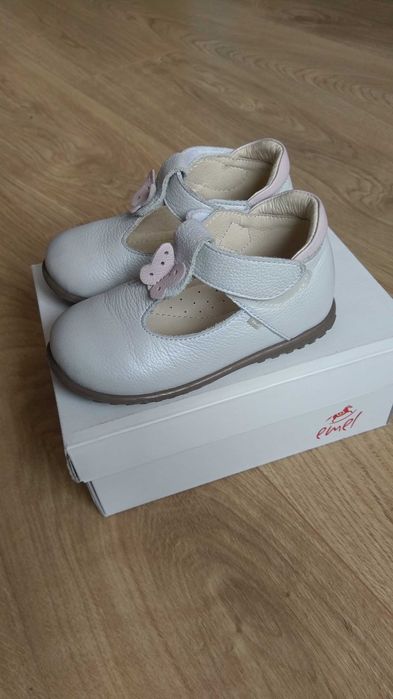 buty baleriny eleganckie trzewiki Emel roz 23 (14,3 cm) białe perłowe