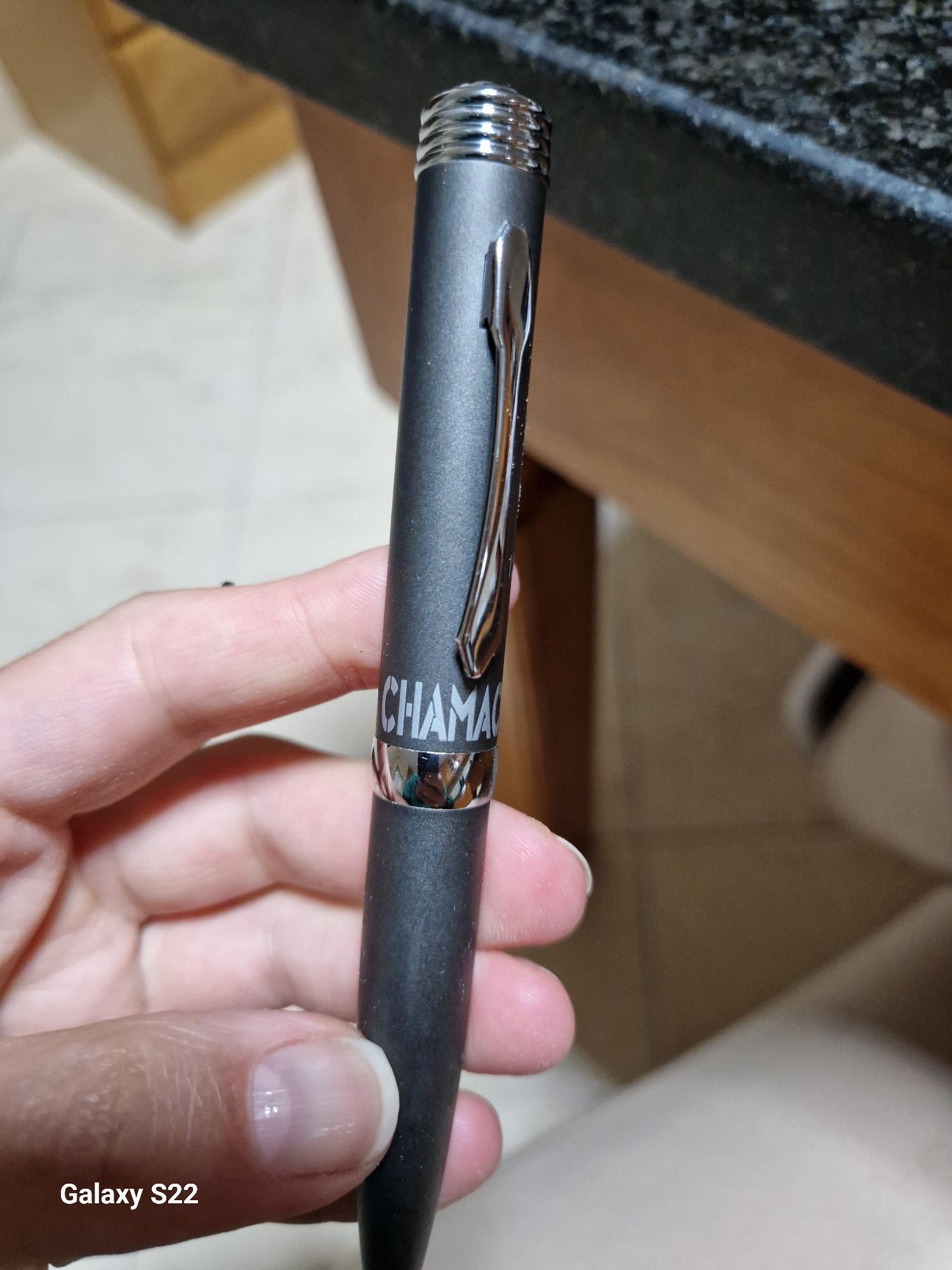 Caneta que grava conversa