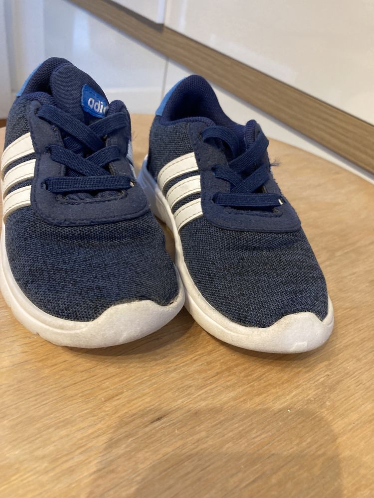Adidas buty dla chłopca 23,5