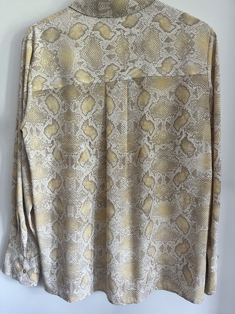Camisa padrao serpente Mango