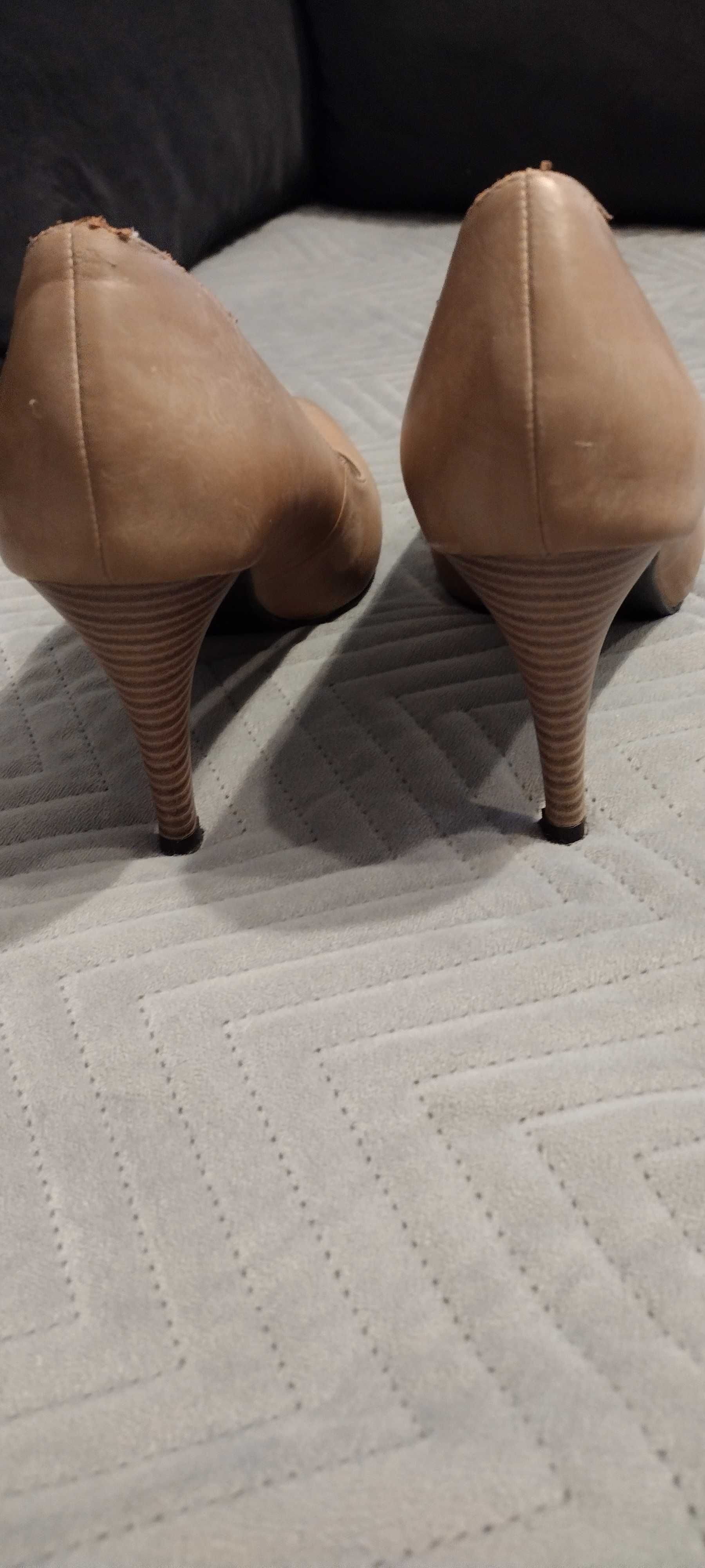 Buty obcas beżowe 40 rozmiar damskie morano