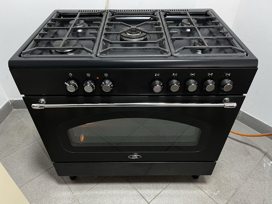 Професійна газова плита