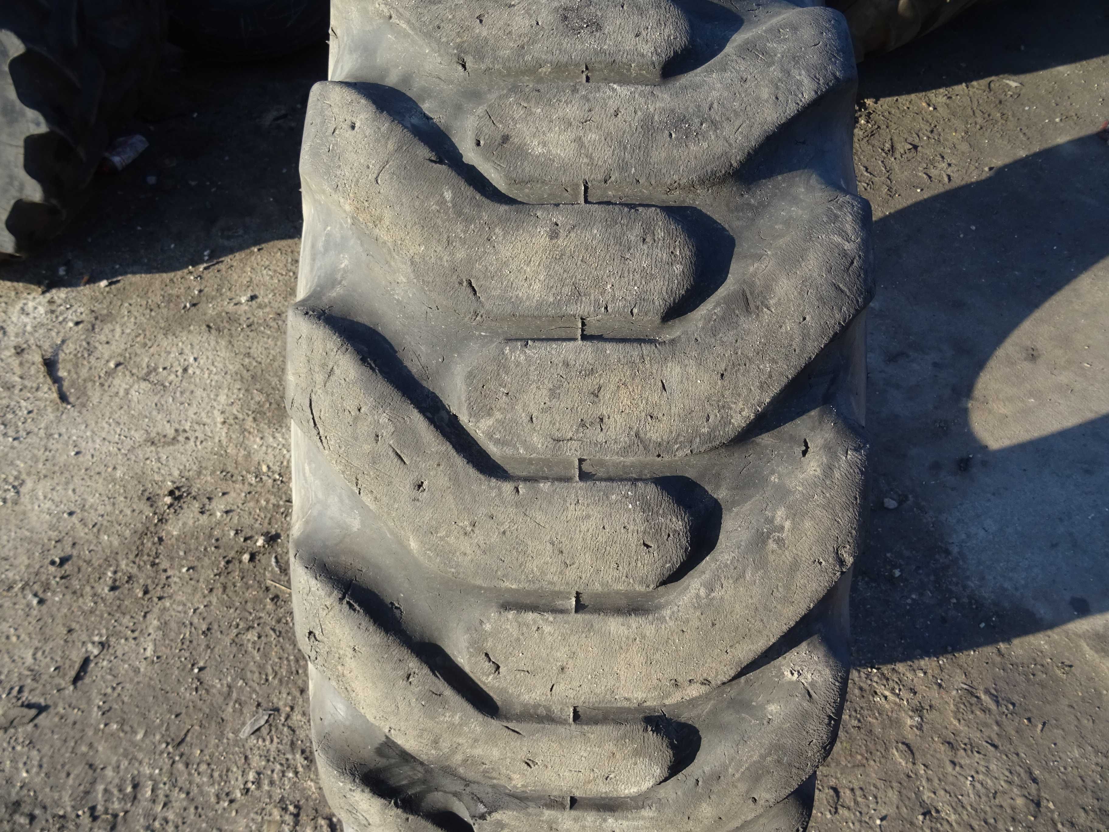 Opona 15.5-25 Goodyear L-Z 12 PR (880 netto)