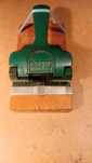 Furador Leitz vintage com base em Madeira