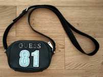 Torebka listonoszka Guess czarna 81
