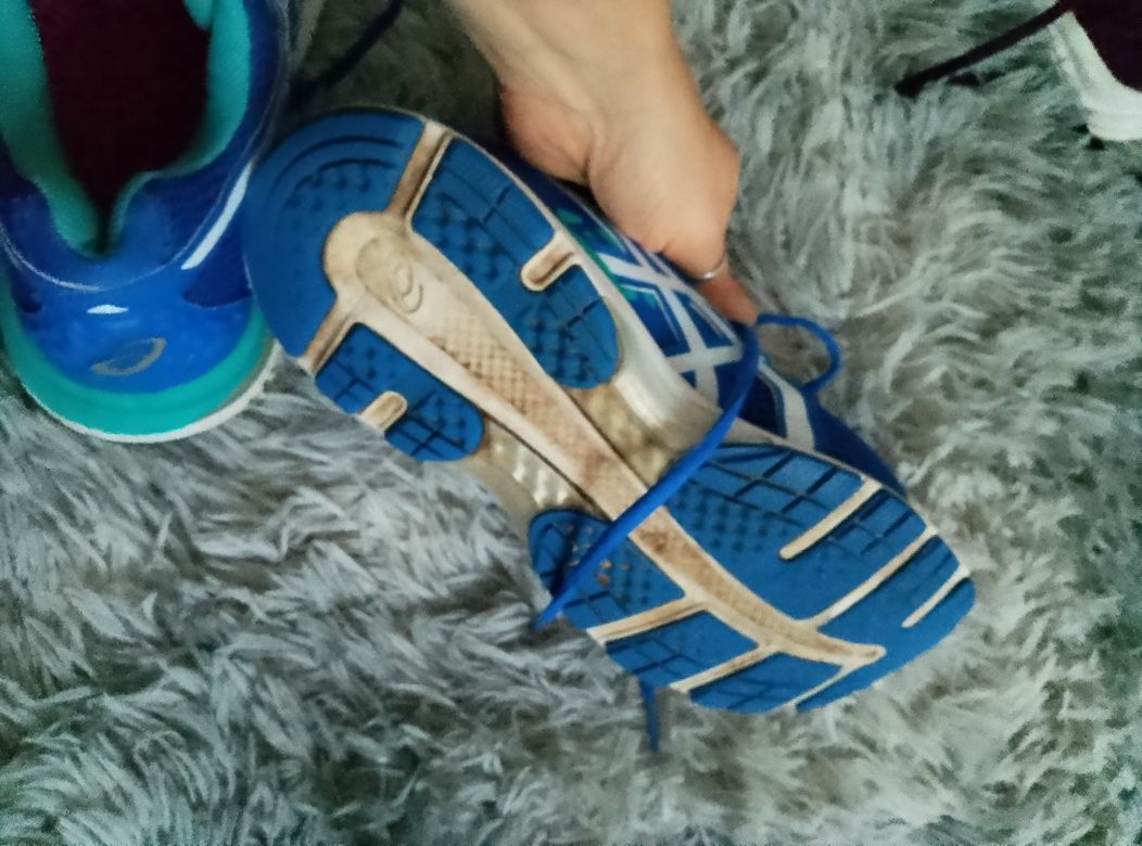Tanio Sportowe buty Asics