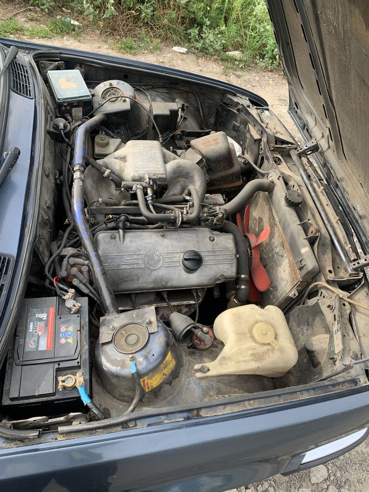 Продам BMW e30, 318i 1986