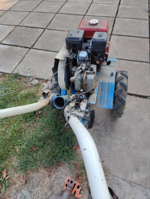 Мотоблок з причепом