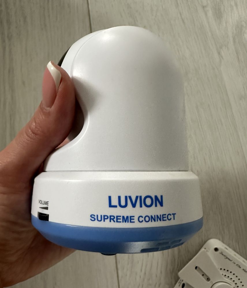 Видеоняня Luvion Supreme Connect