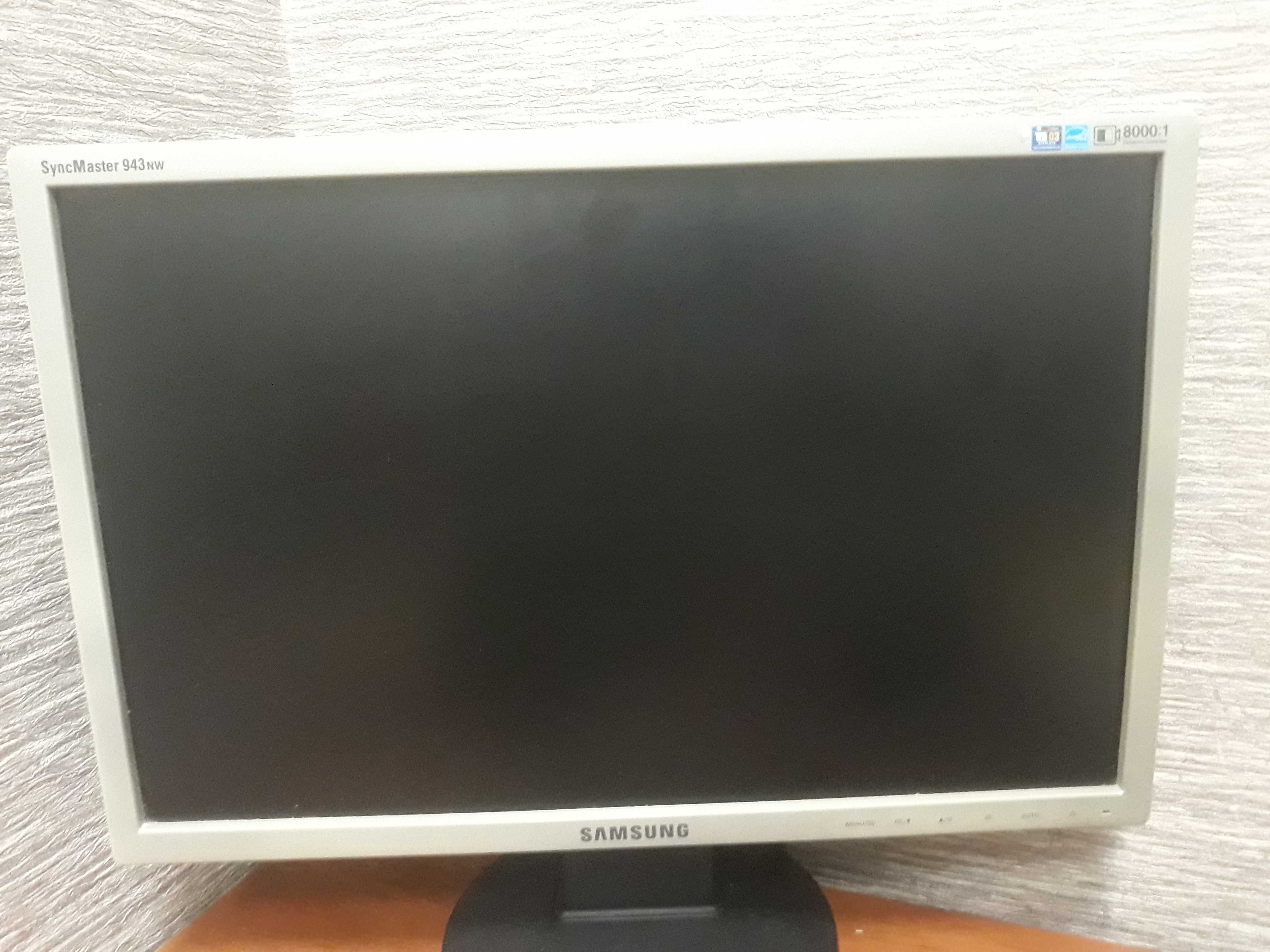 Samsung 943NW Монитор