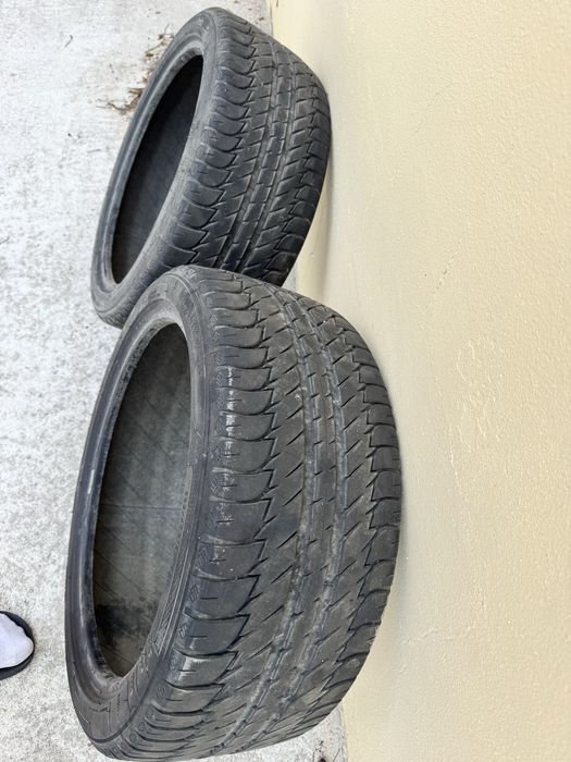Pneus 225/40 R18 de inverno semi novos