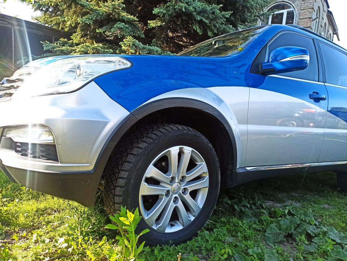 SsangYong Rexton W - 2013 года , 2.0 дизель. Сборка Ю.Корея.