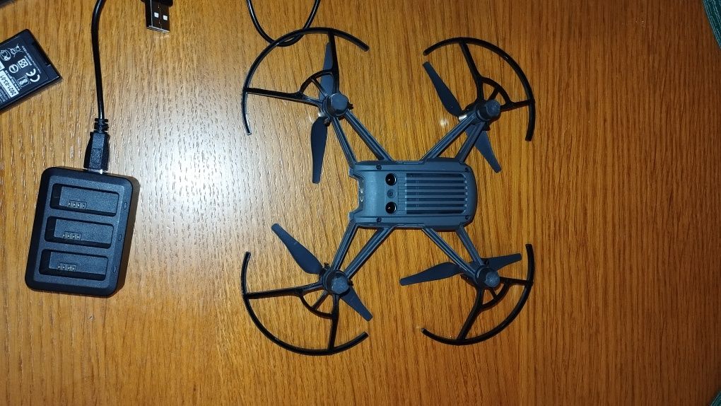 Dron DDJ tello 80g mały