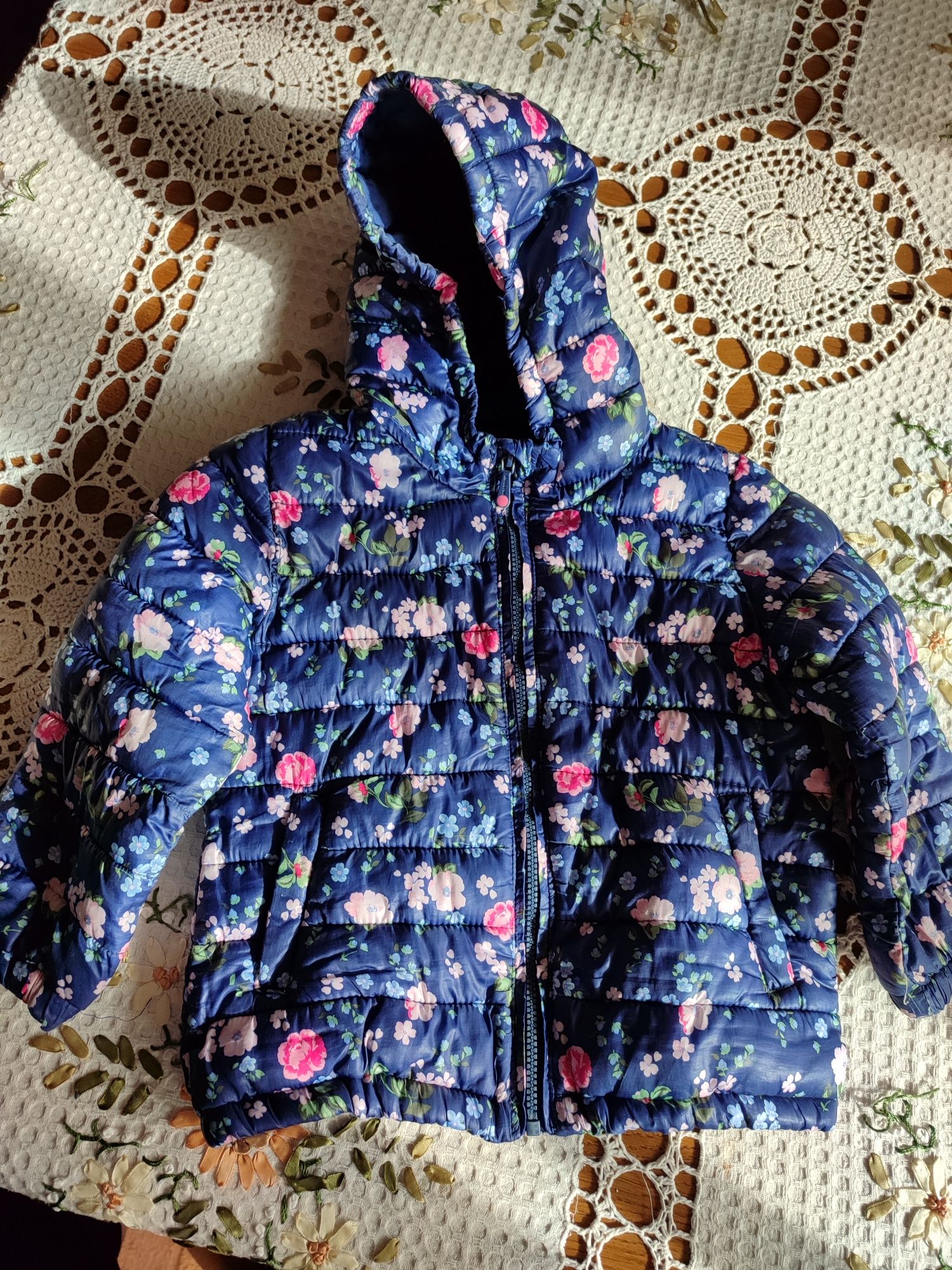 Весняна демісезонна куртка для дівчинки