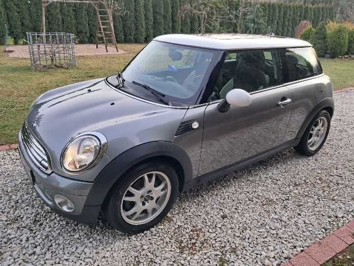 Mini Cooper   2009  Benzyna  1598cm3