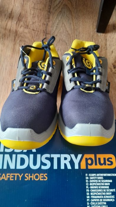 Buty robocze nowe.