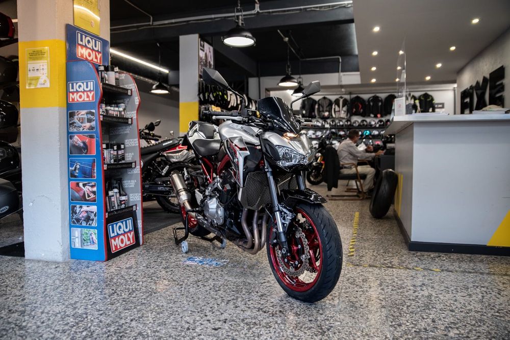 Kawasaki Z 900 Modelo performance Irrepreensível