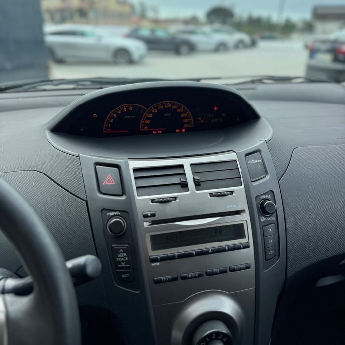 Toyota Yaris 1.0 VVT-i