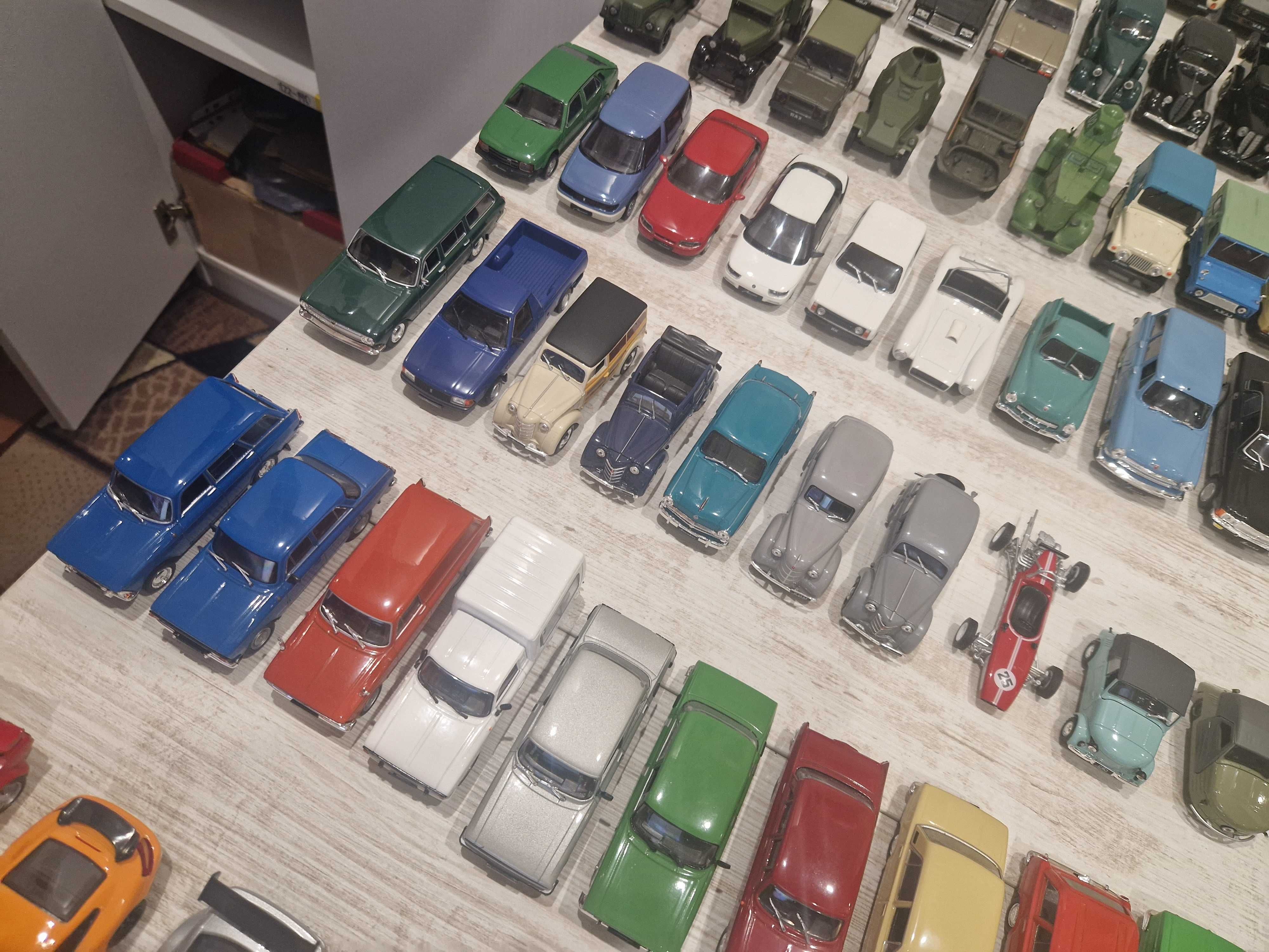 Модели авто 1:43 автолегенды СССР, журнальная серия деагостини машинки
