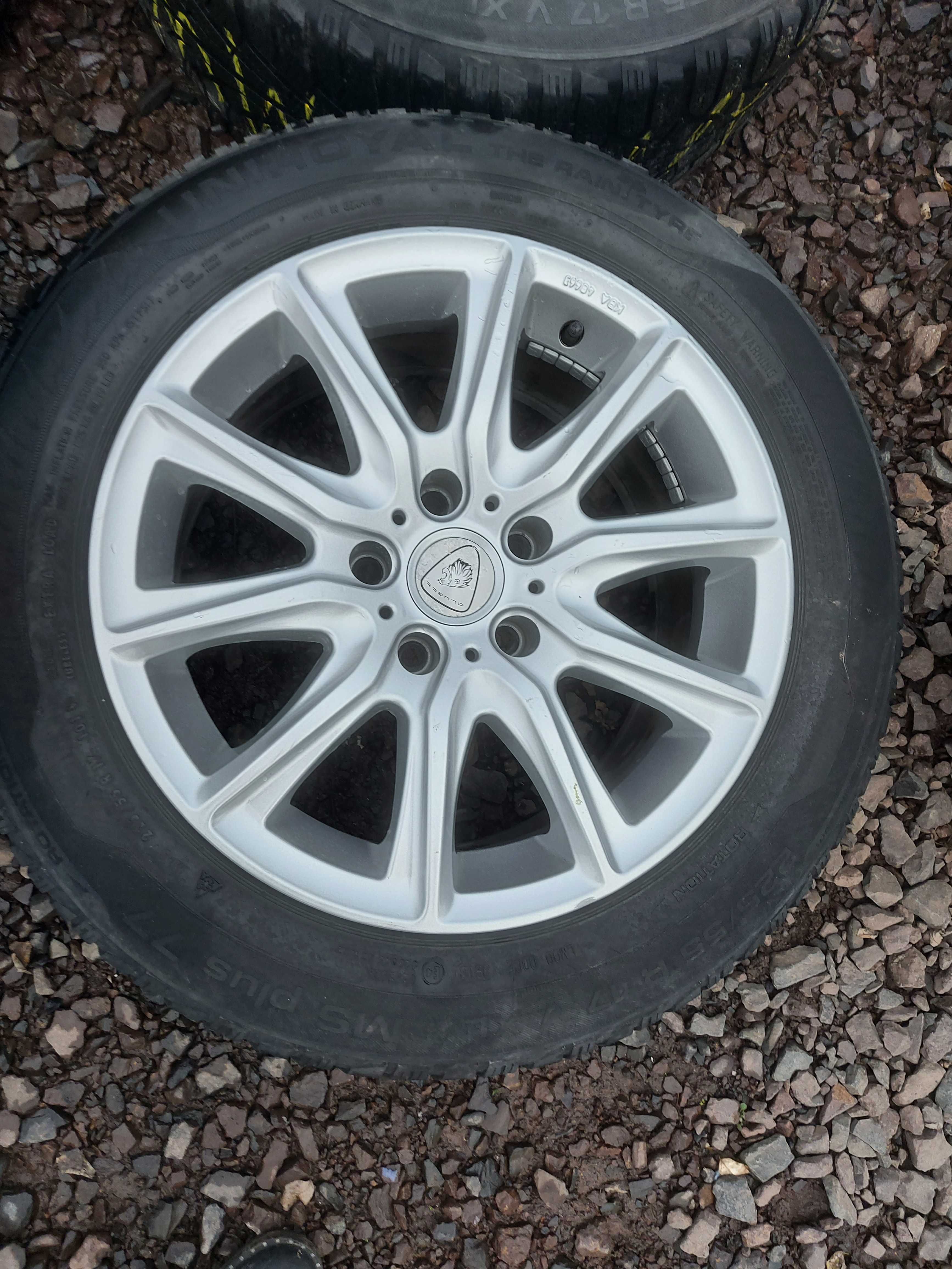 Felgi aluminiowe BMW X1 3 5x120 8Jx17 ET30 Kpl.