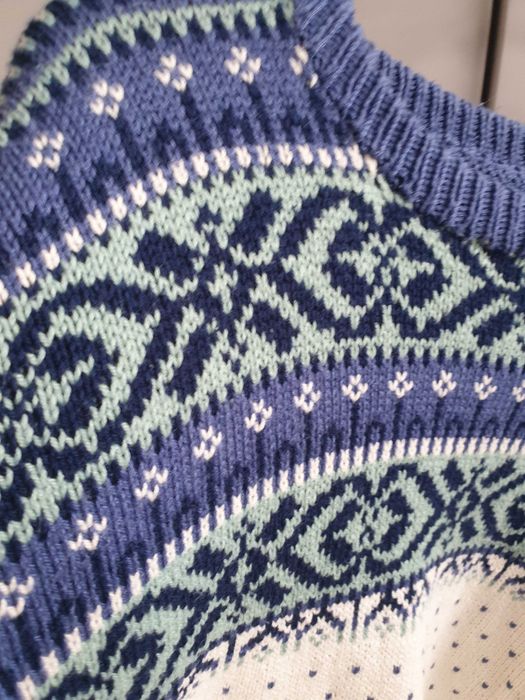 Biały sweter handmade norweski wzór 40 42 oversize