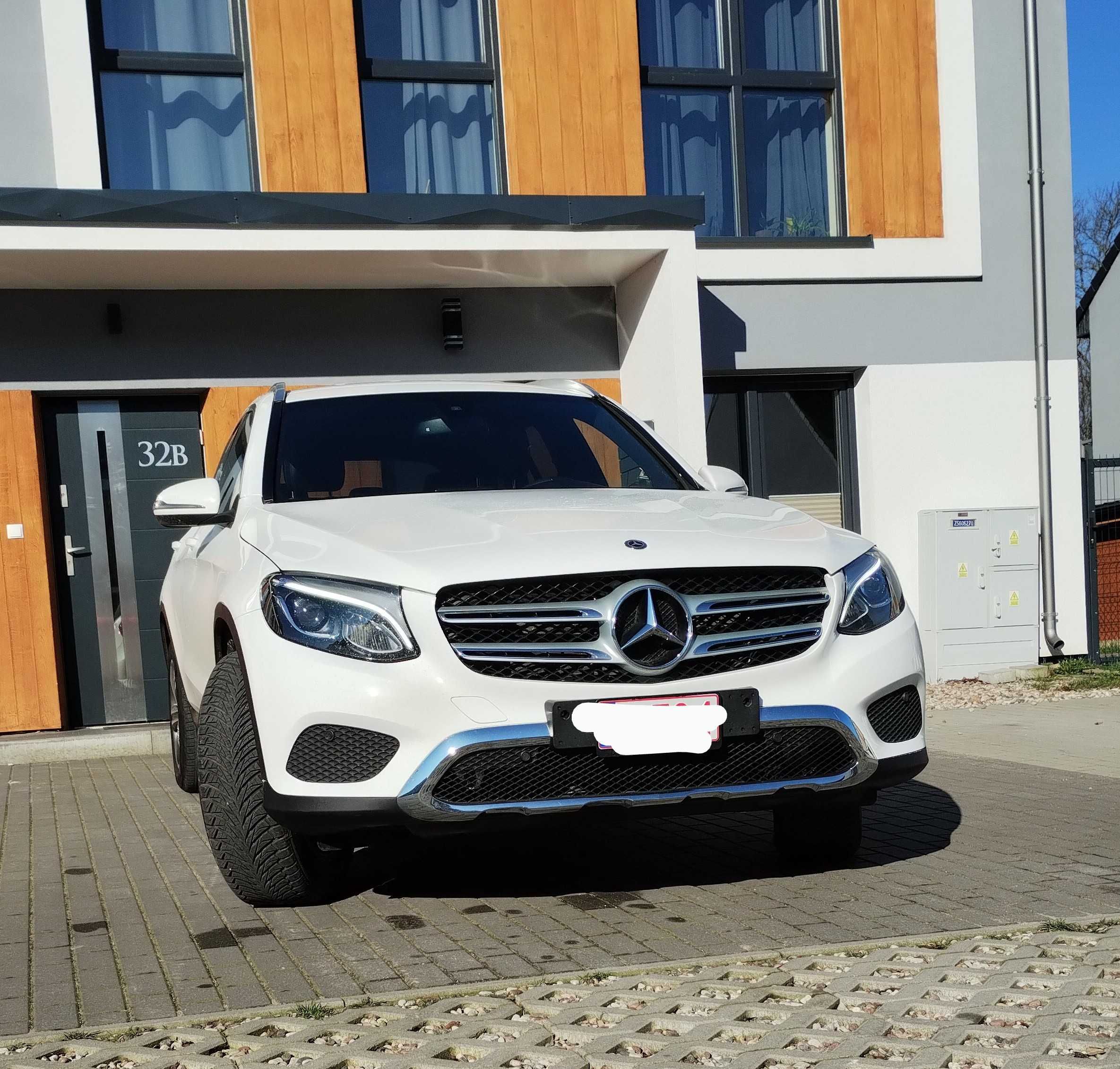 Mercedes Benz GLC300