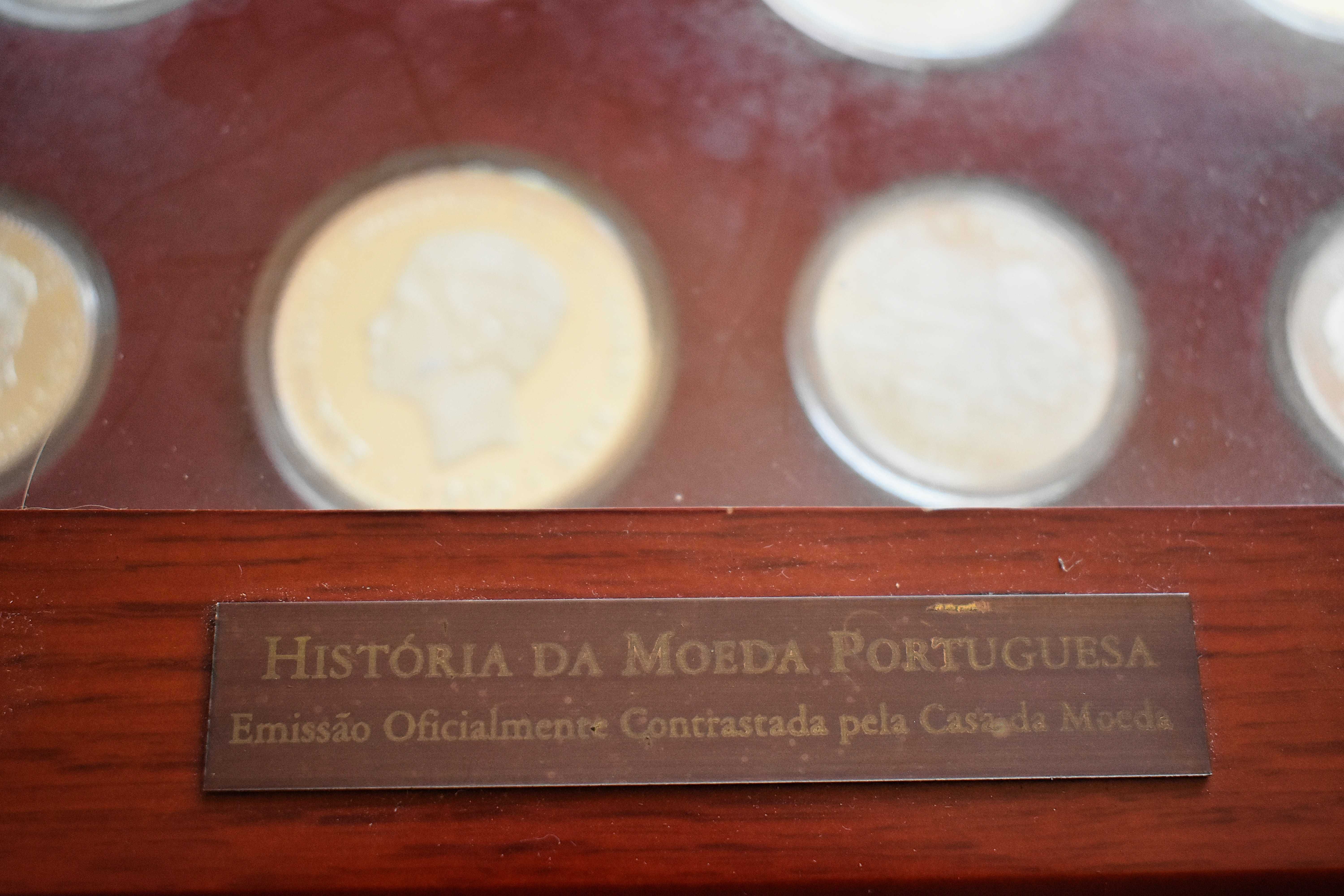 Colecção 24 moedas em prata "História da Moeda Portuguesa"