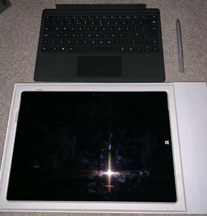 Microsoft Surface Pro 3 256 GB, Wi-Fi, Intel i5 a 1,9 GHz, 8 GB de RAM