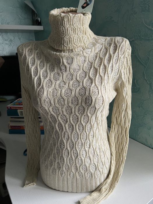 Свитер-гольф