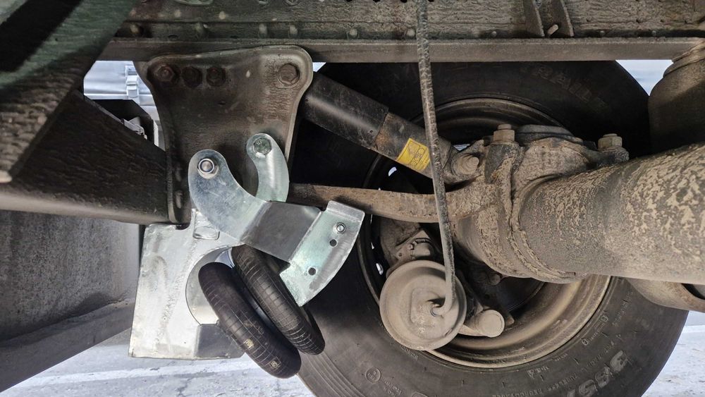 Podnoszenie osi Schmitz nowy model w ocynku