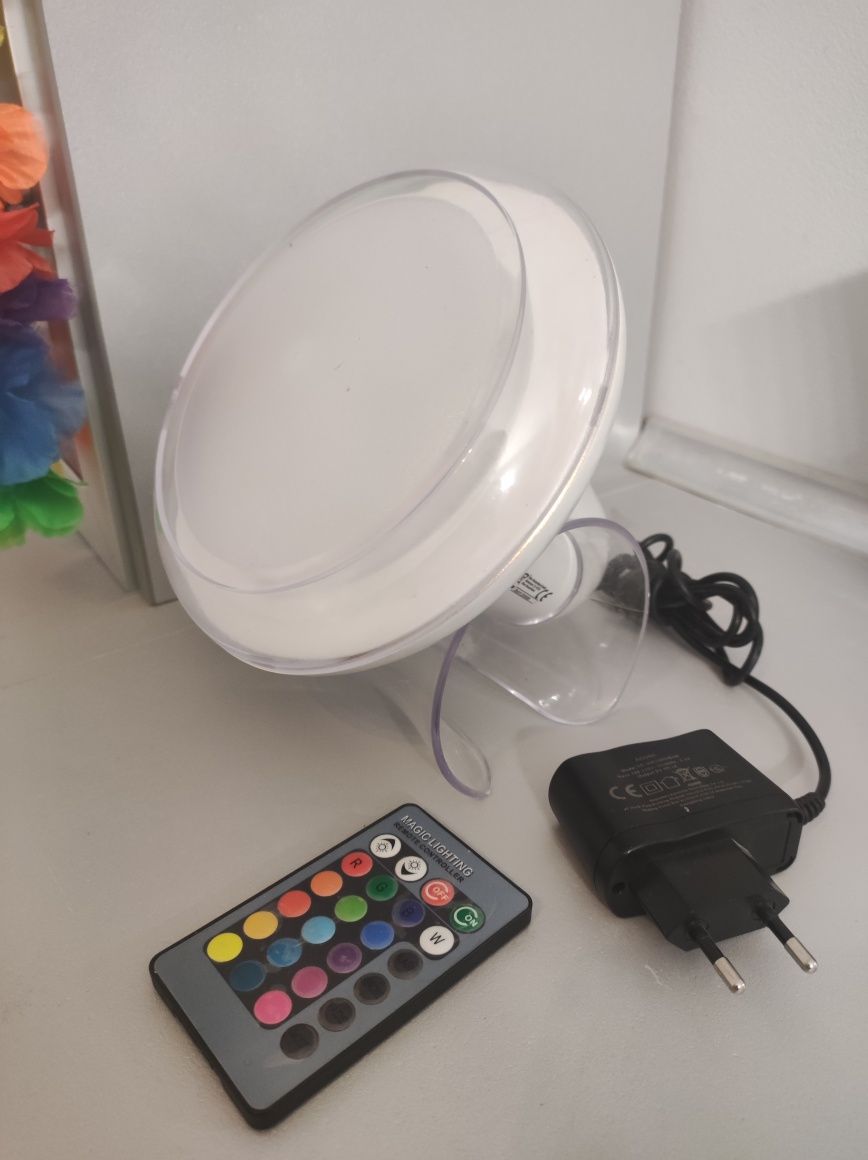 Настільна LED RGB лампа Grundig