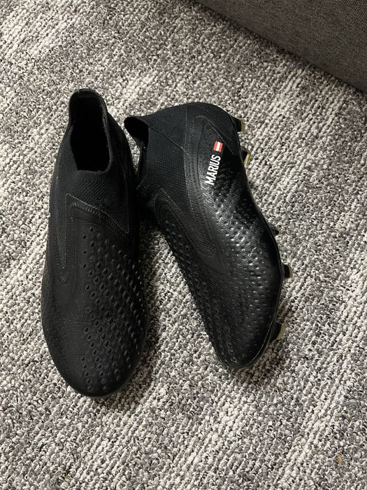 бутсы Adidas Predator Accuracy+ FG