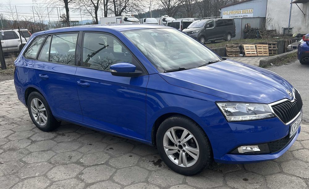 Wynajem samochodów SKODA FABIA - rok 2021 r