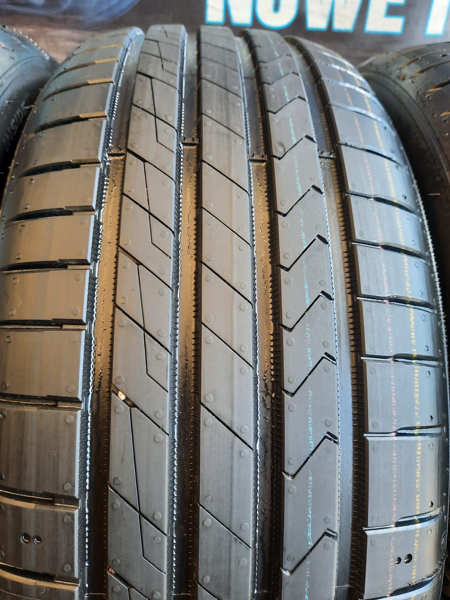 Opony letnie 215/45/17 Hankook Komplet Nowe