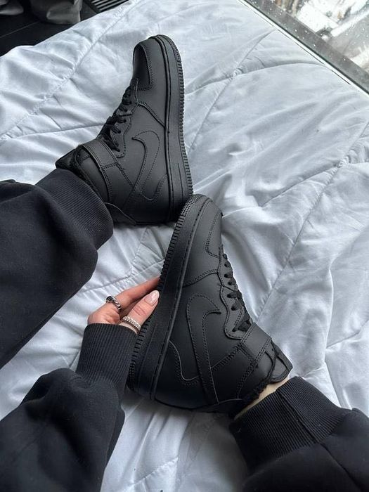 Зимові чоловічі Nike Air Force 1 Mid Black хутро