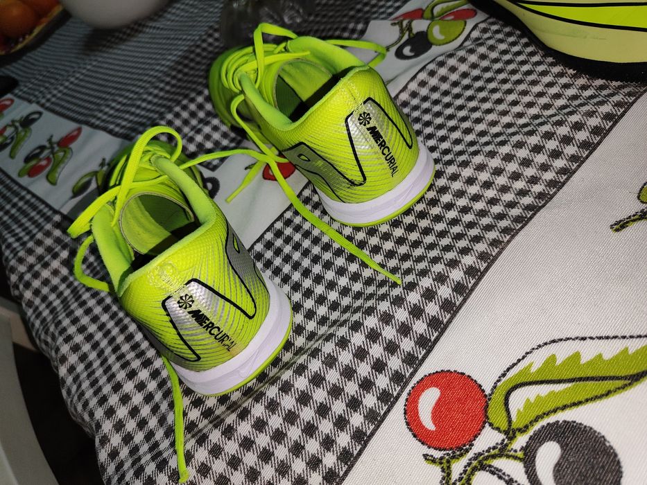 Chuteiras futsal Nike Mercurial