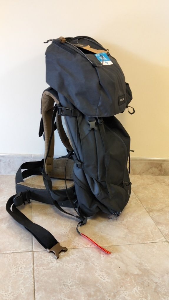 Mochila Caminhada Forclaz 50L
