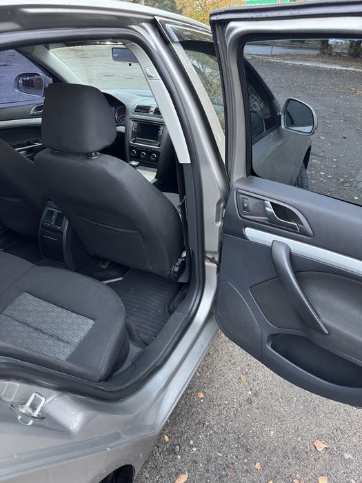 Skoda octavia A5 FL, 2010, 1.8 tsi, АКПП