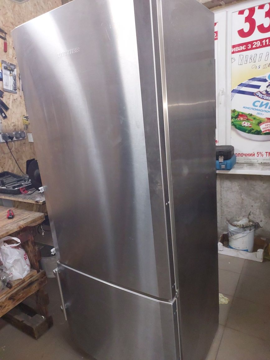 Холодильник liebherr CPes 46130 по запчастинах