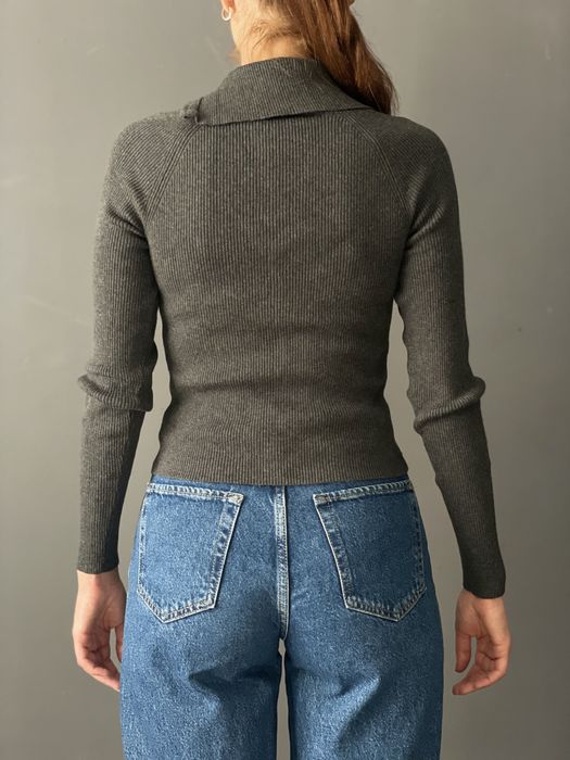 Продам кофтинку Mango