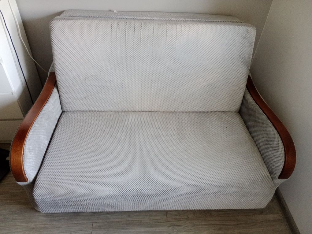 Sofa dwuosobowa rozkladana