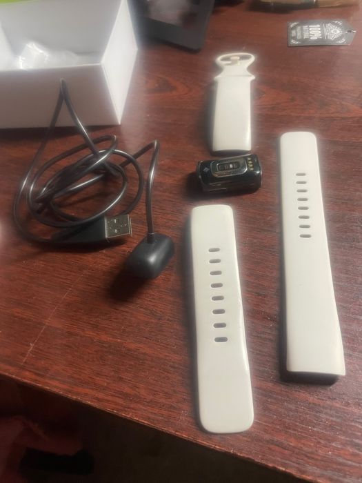 Фитнес-браслет Fitbit Charge 6 не подключаться к приложению