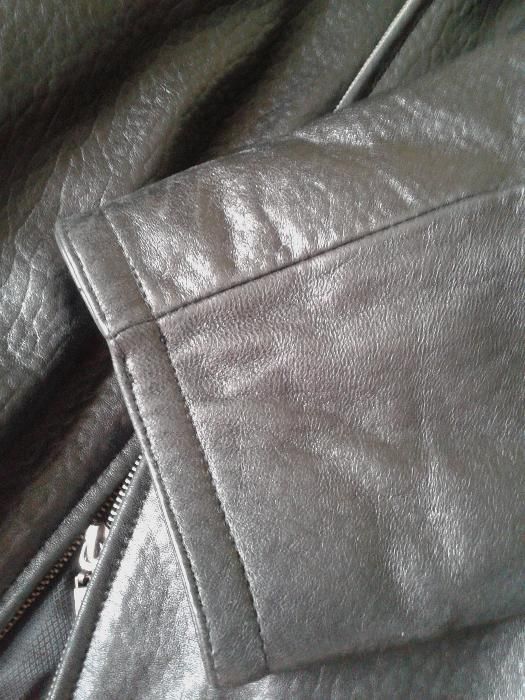 Продам кожаную куртку
