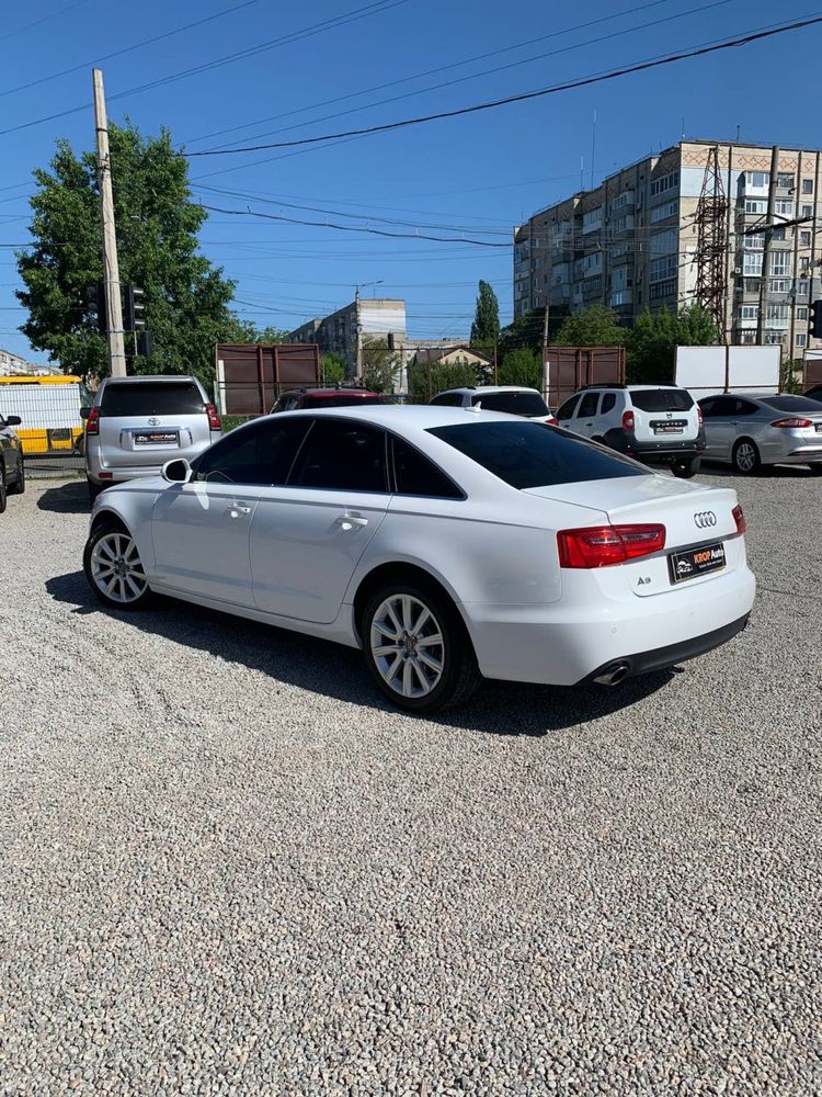 Audi A6 2014 рік 2,0 бензин 4х4