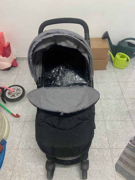 Carrinho bebé em bom estado