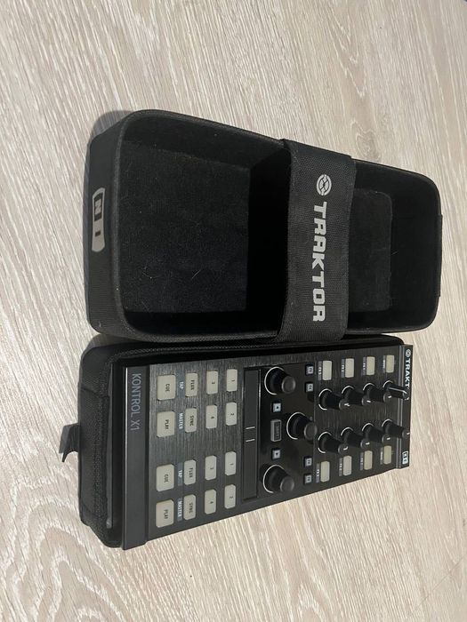 Native Instruments Traktor Kontrol X1 MK2, оригінальний кейc